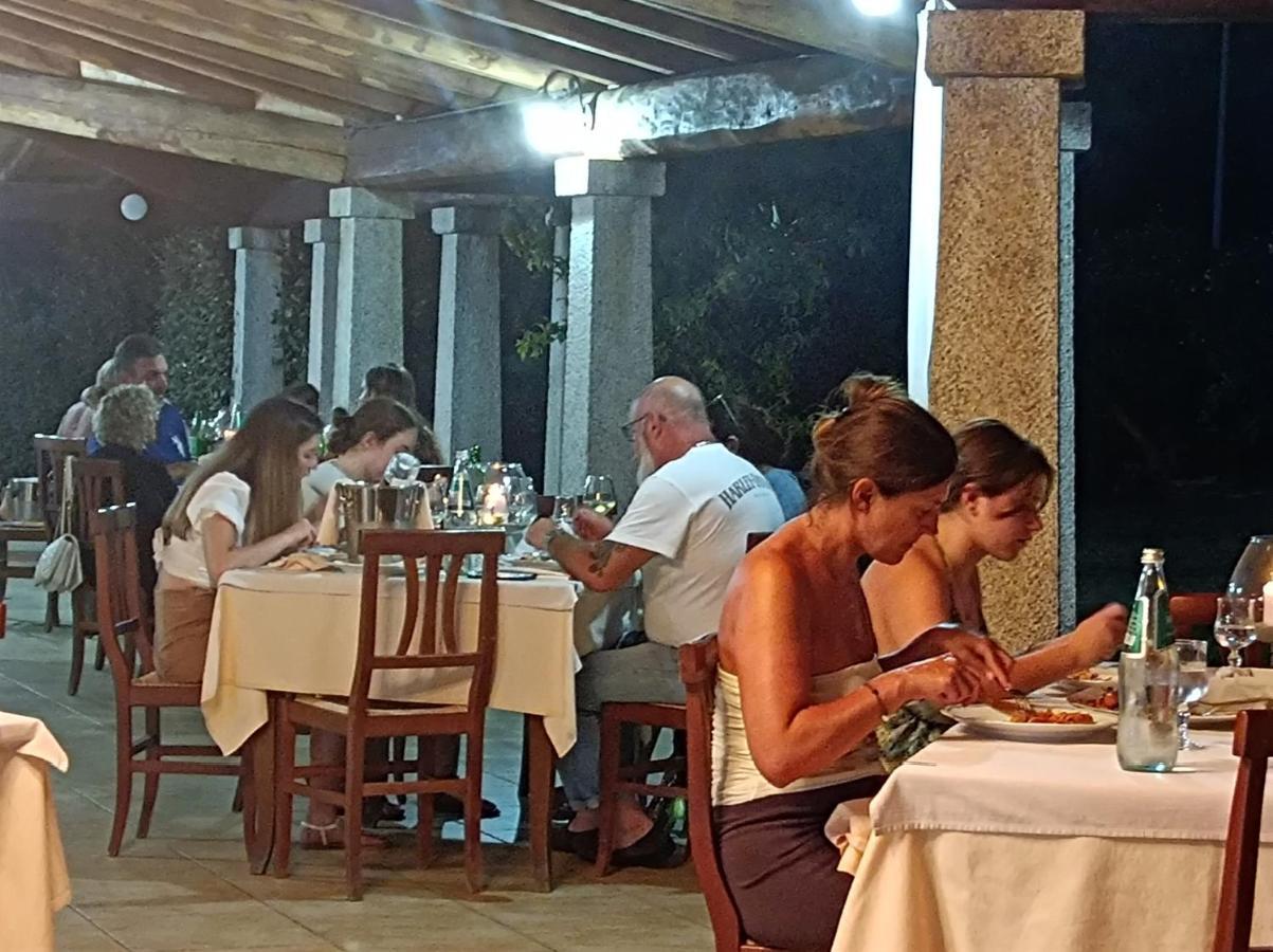 Hotel Lu Baroni Budoni Eksteriør billede